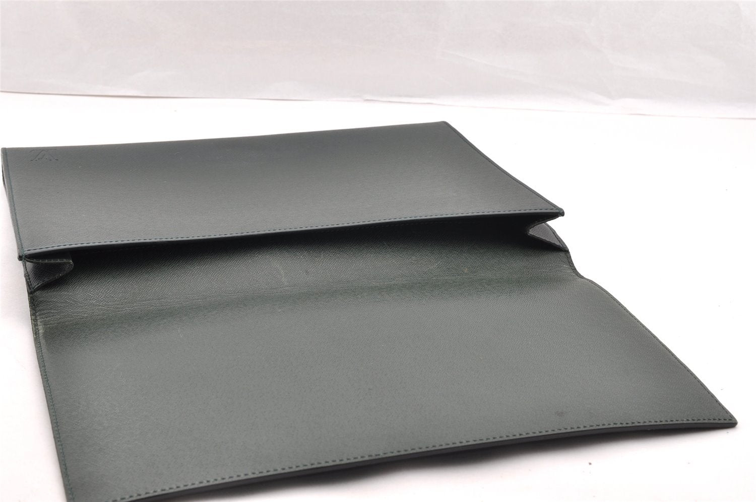 Auth Louis Vuitton Taiga Volga Document case Clutch Bag Green M30204 LV 6053I