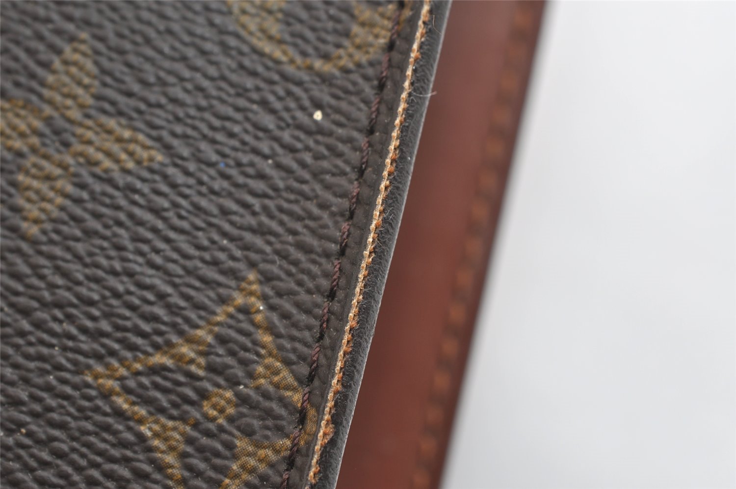 Authentic Louis Vuitton Monogram Pochette Homme Clutch Hand Bag M51795 LV 6055I