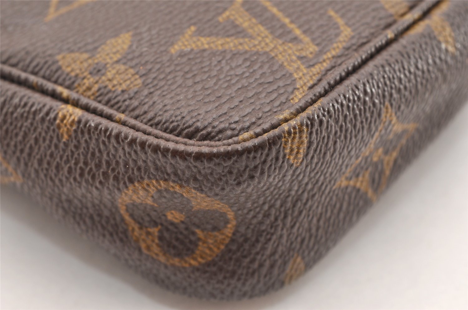 Authentic Louis Vuitton Monogram Pochette Accessoires Pouch M51980 LV 6056I