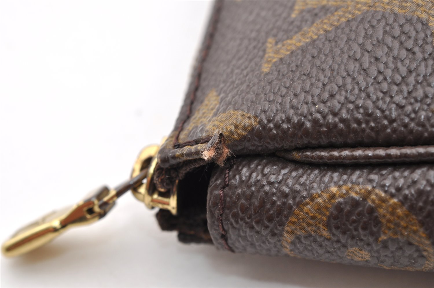 Authentic Louis Vuitton Monogram Pochette Accessoires Pouch M51980 LV 6056I