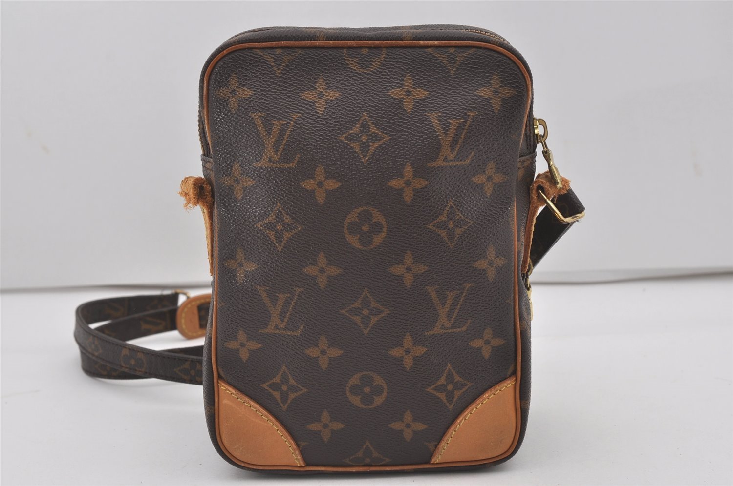 Authentic Louis Vuitton Monogram Amazone Shoulder Cross Bag M45236 Junk 6057I