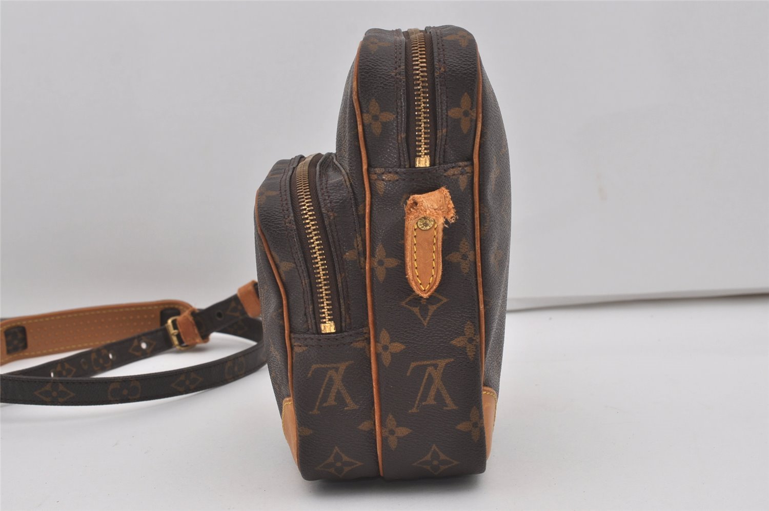 Authentic Louis Vuitton Monogram Amazone Shoulder Cross Bag M45236 Junk 6057I