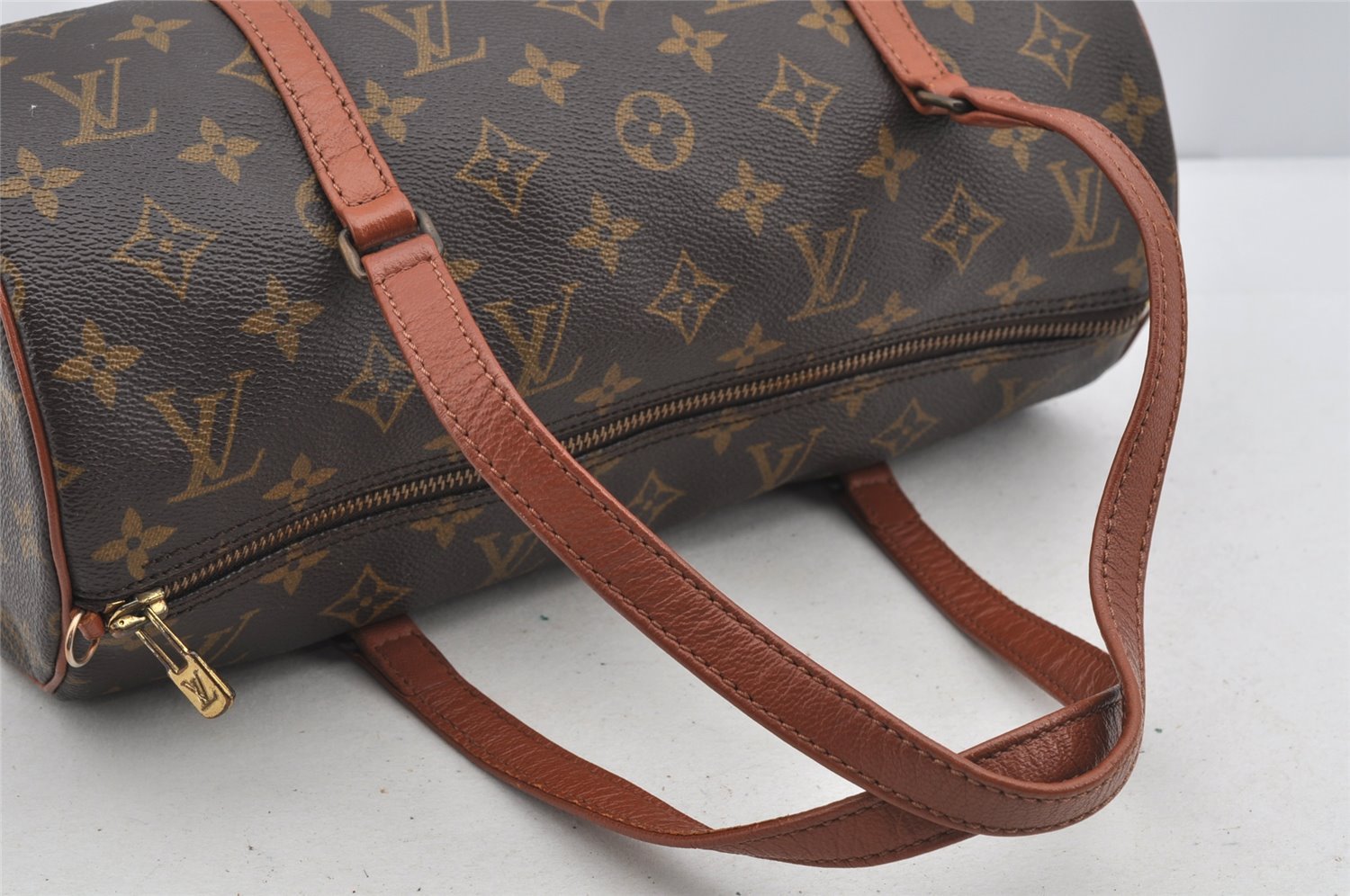 Authentic Louis Vuitton Monogram Papillon 30 Hand Bag Old Model LV 6061I