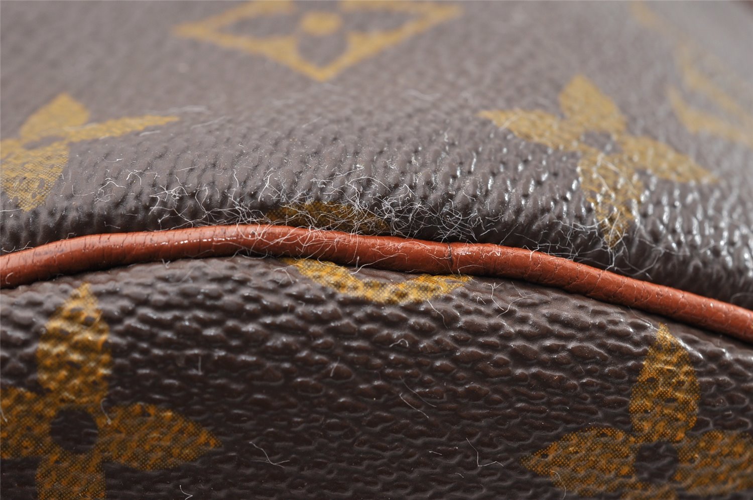 Authentic Louis Vuitton Monogram Papillon 30 Hand Bag Old Model LV 6062I