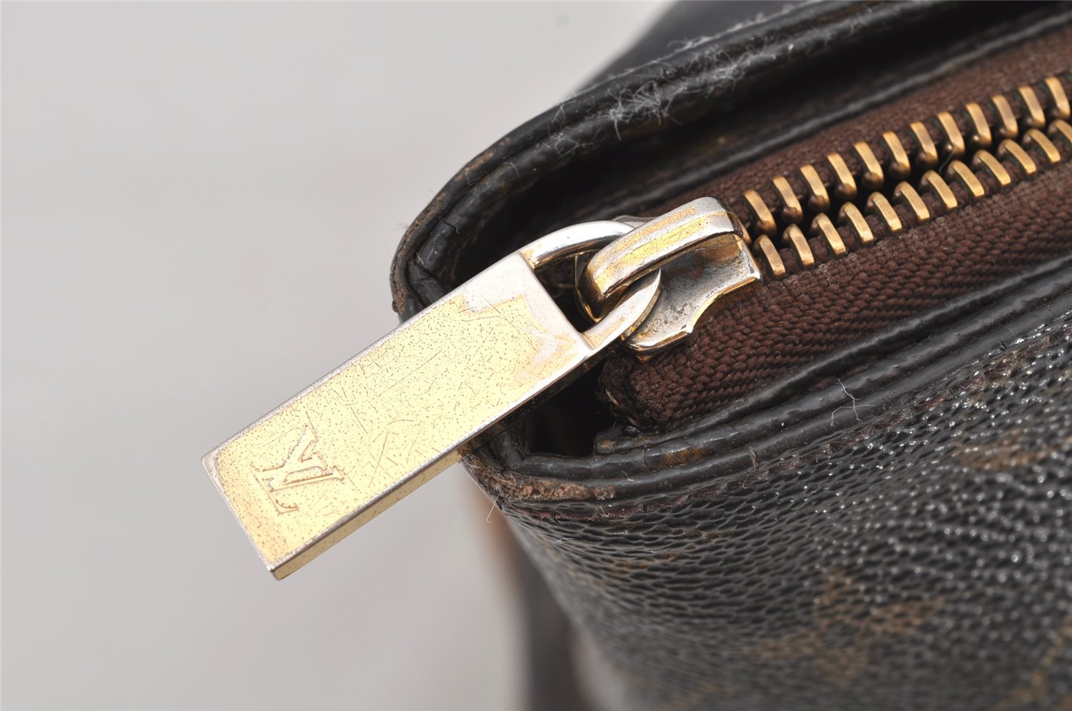 Authentic Louis Vuitton Monogram Cabas Mezzo Shoulder Tote Bag M51151 Junk 6065I