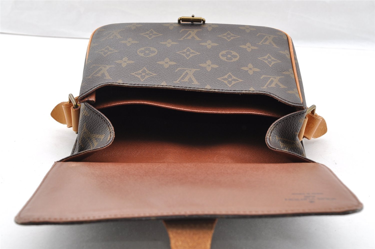 Authentic Louis Vuitton Monogram Cartouchiere MM M51253 Shoulder Cross Bag 6077I