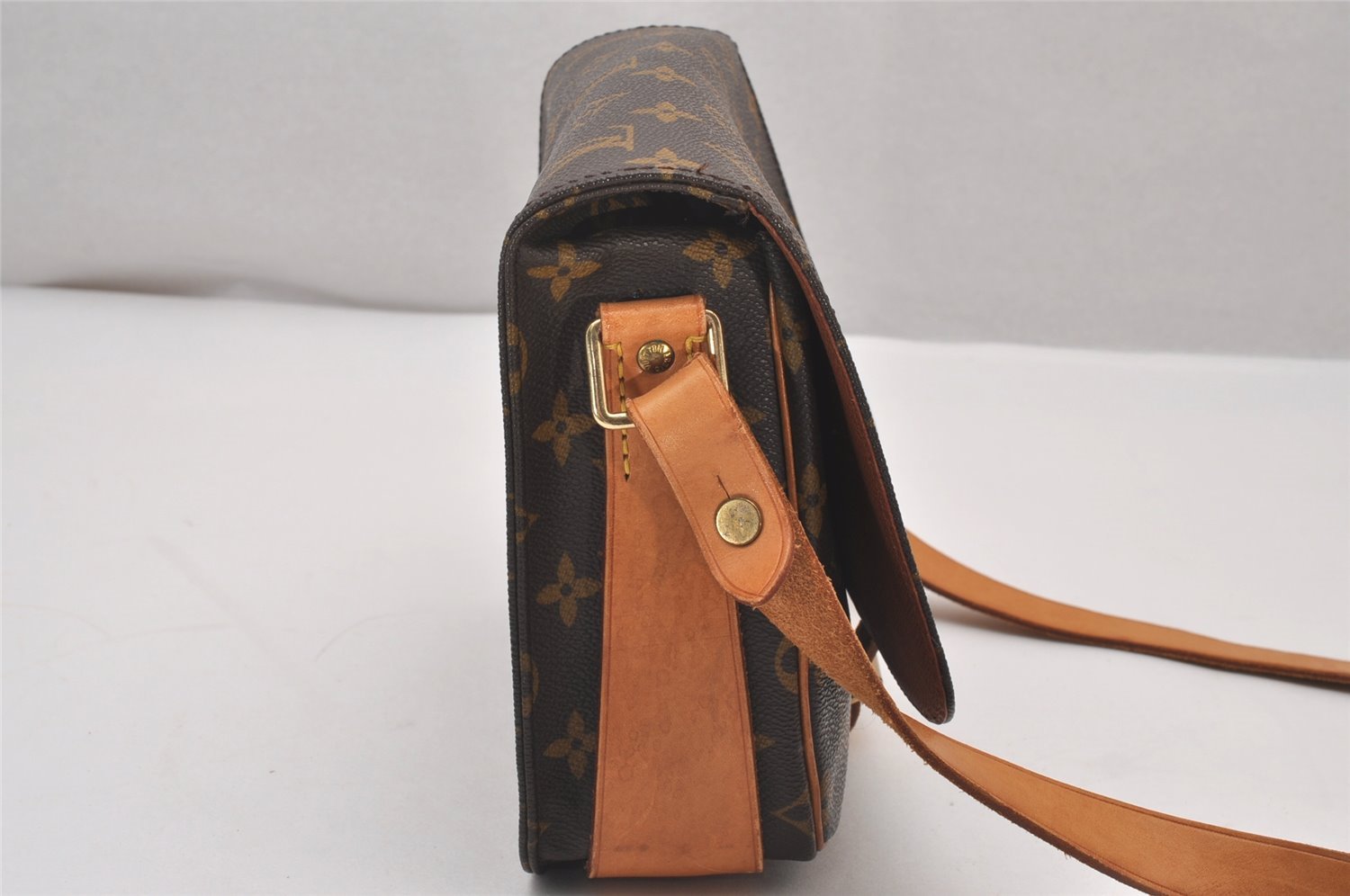 Authentic Louis Vuitton Monogram Cartouchiere MM M51253 Shoulder Cross Bag 6085I