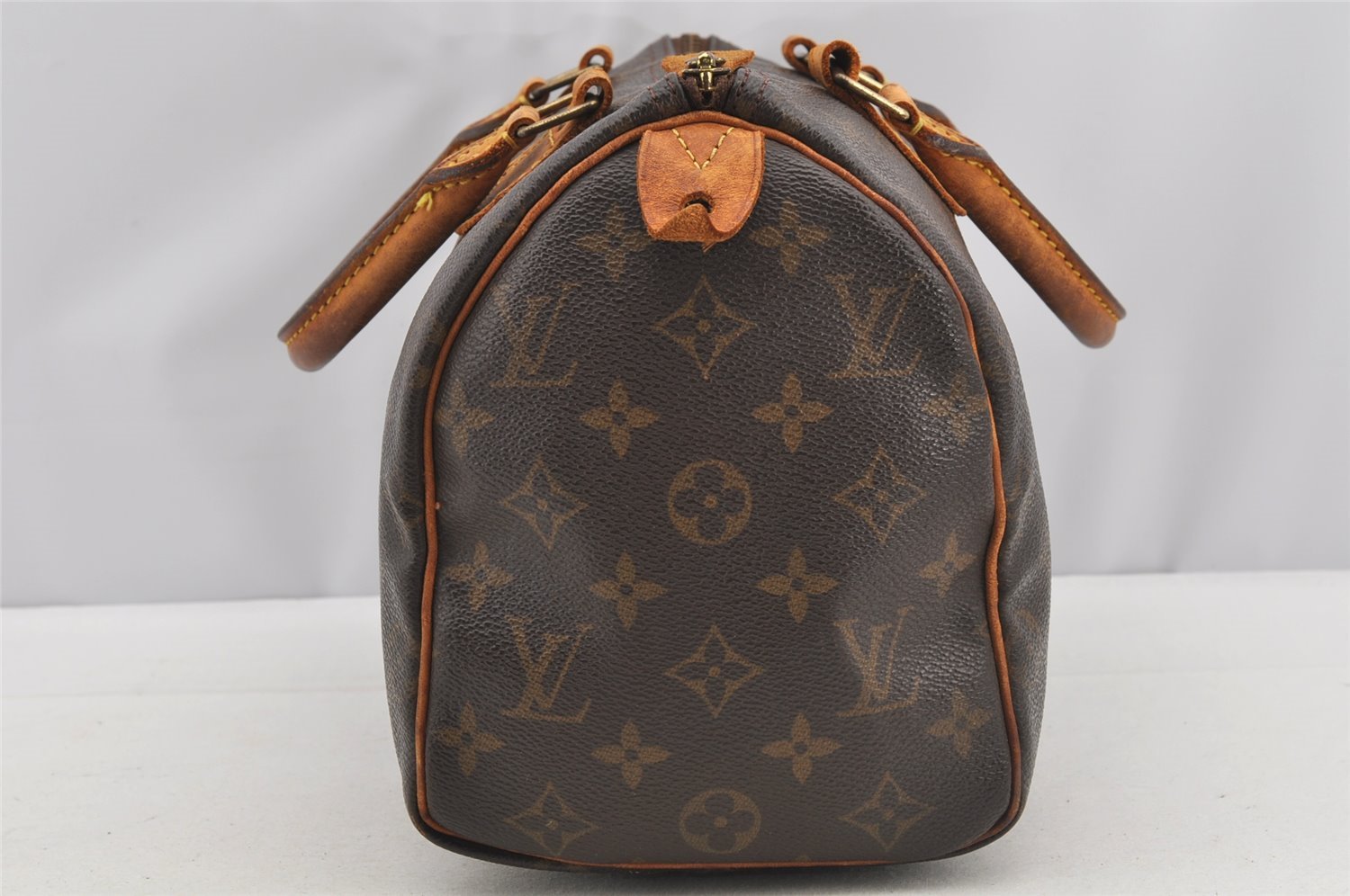 Authentic Louis Vuitton Monogram Speedy 25 Boston Hand Bag M41528 LV 6087I