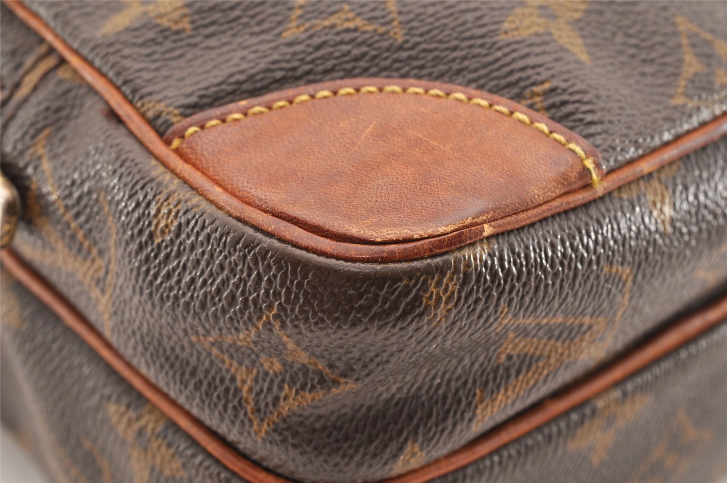 Authentic Louis Vuitton Monogram Amazone Shoulder Cross Bag M45236 LV Junk 6089I