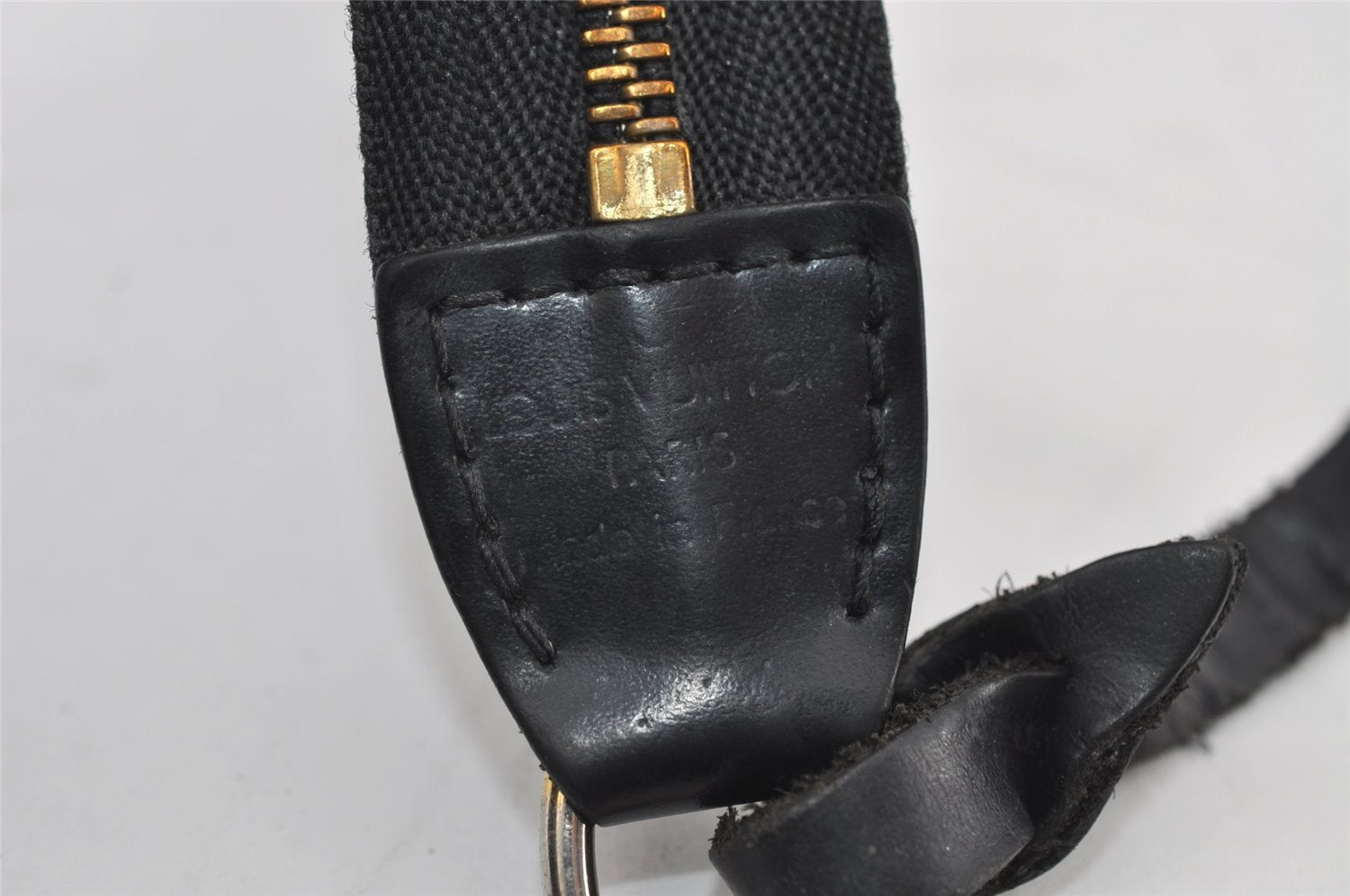 Authentic Louis Vuitton Epi Pochette Accessoires Pouch Black M52952 LV 6091I