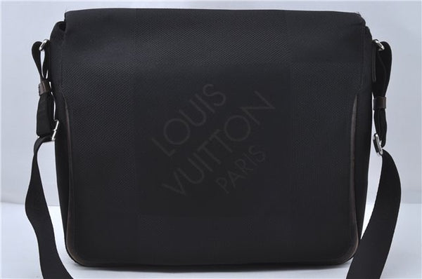 Louis Vuitton Damier Geant Messenger NM Shoulder Cross Bag Black M93225 LV 6093D