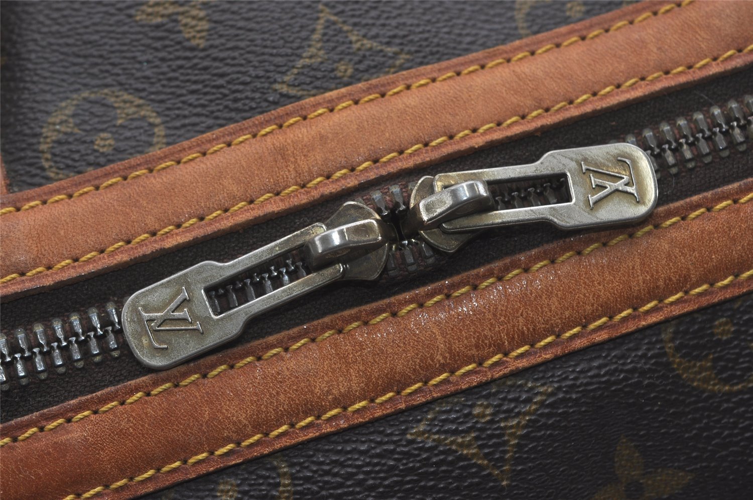 Authentic Louis Vuitton Monogram Sac Souple 35 Hand Boston Bag M41626 LV 6093I