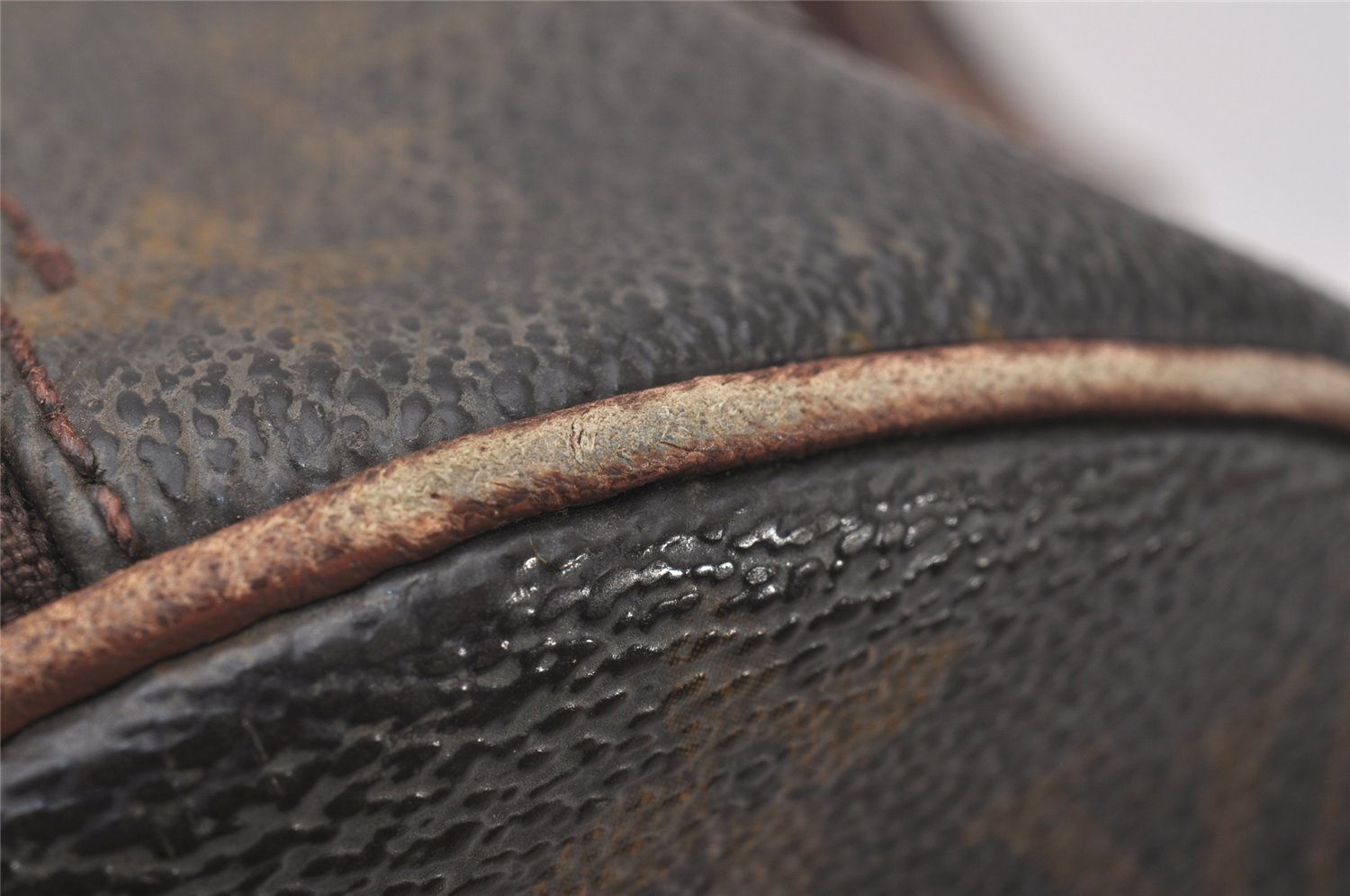 Authentic Louis Vuitton Monogram Papillon 30 Hand Bag Old Model LV 6102I