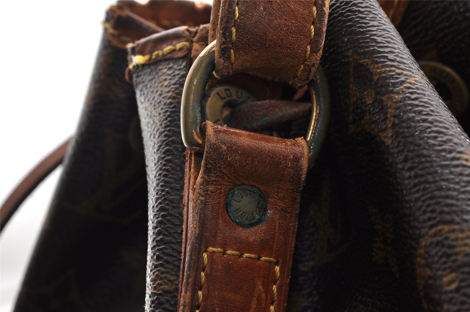 Authentic Louis Vuitton Monogram Petit Noe M42226 Shoulder Drawstring Bag 6103I