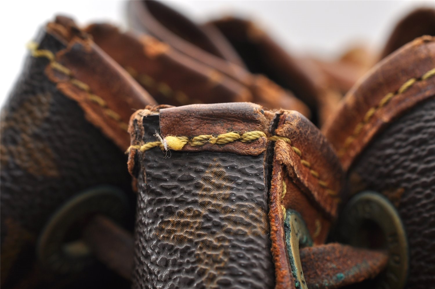 Authentic Louis Vuitton Monogram Petit Noe M42226 Shoulder Drawstring Bag 6103I