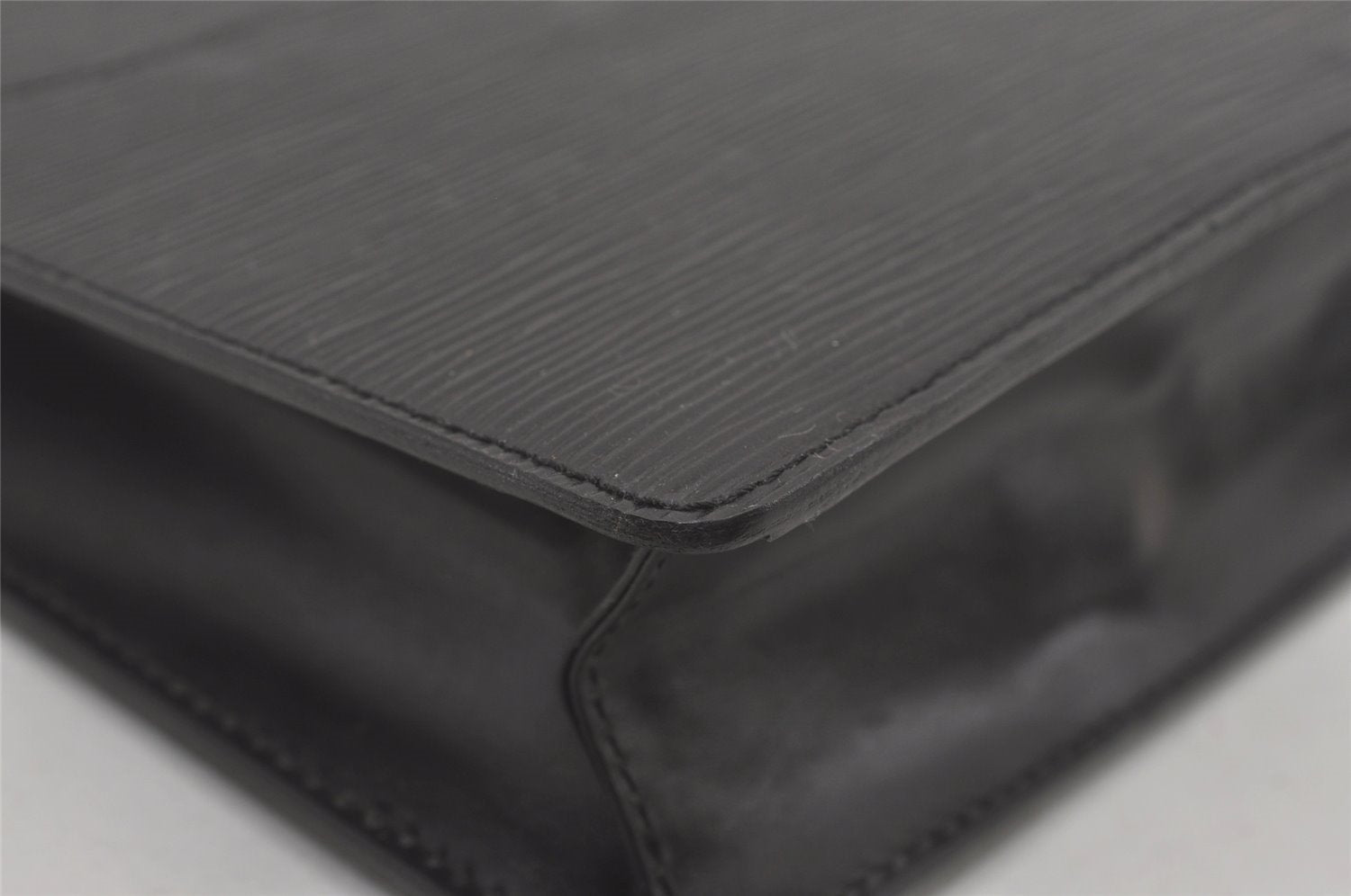 Authentic Louis Vuitton Epi Pochette Homme Clutch Hand Bag Black M52522 LV 6107I