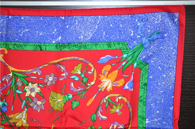 Authentic HERMES Carre 90 Scarf 