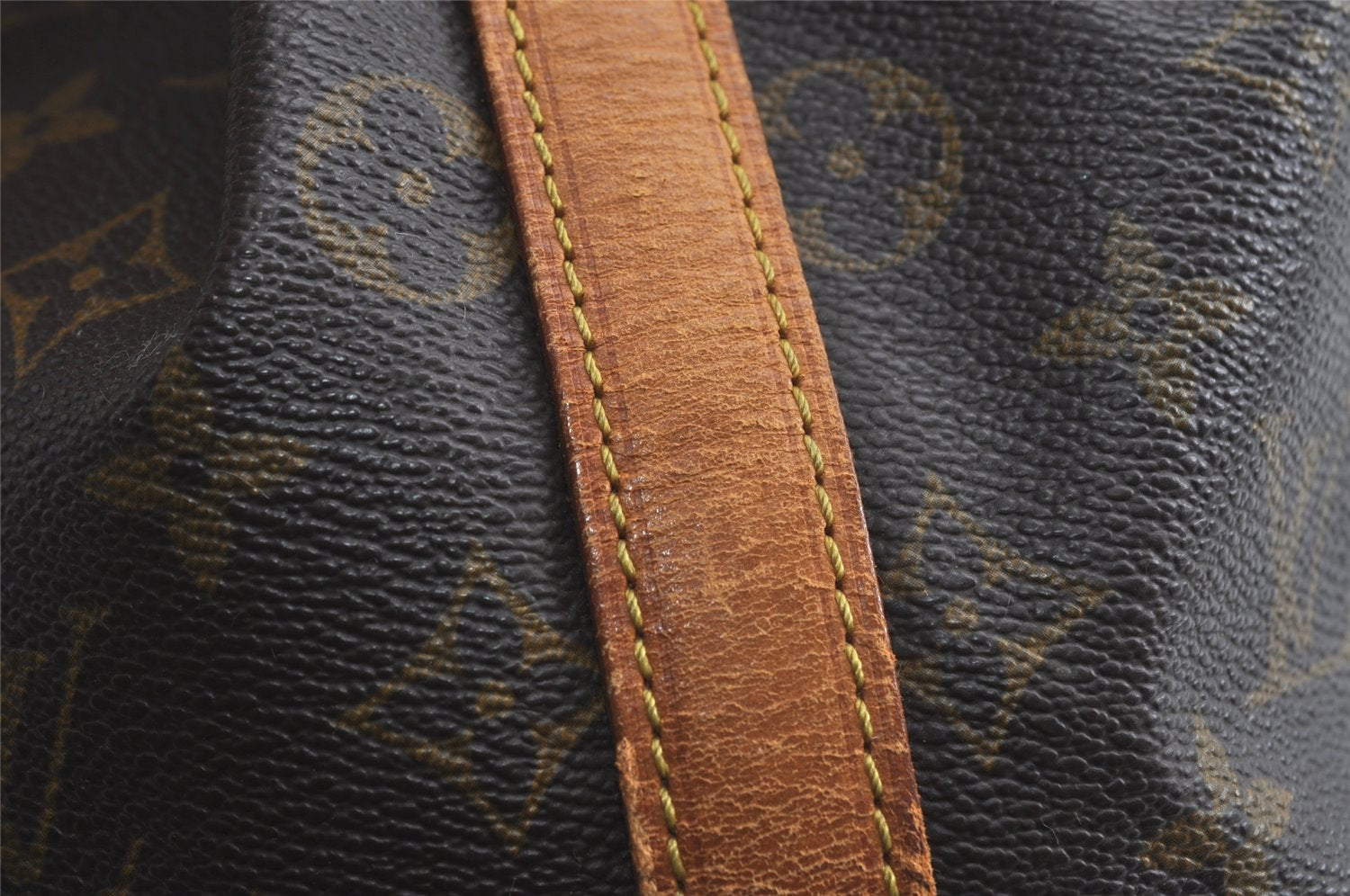 Authentic Louis Vuitton Monogram Petit Noe M42226 Shoulder Drawstring Bag 6129I