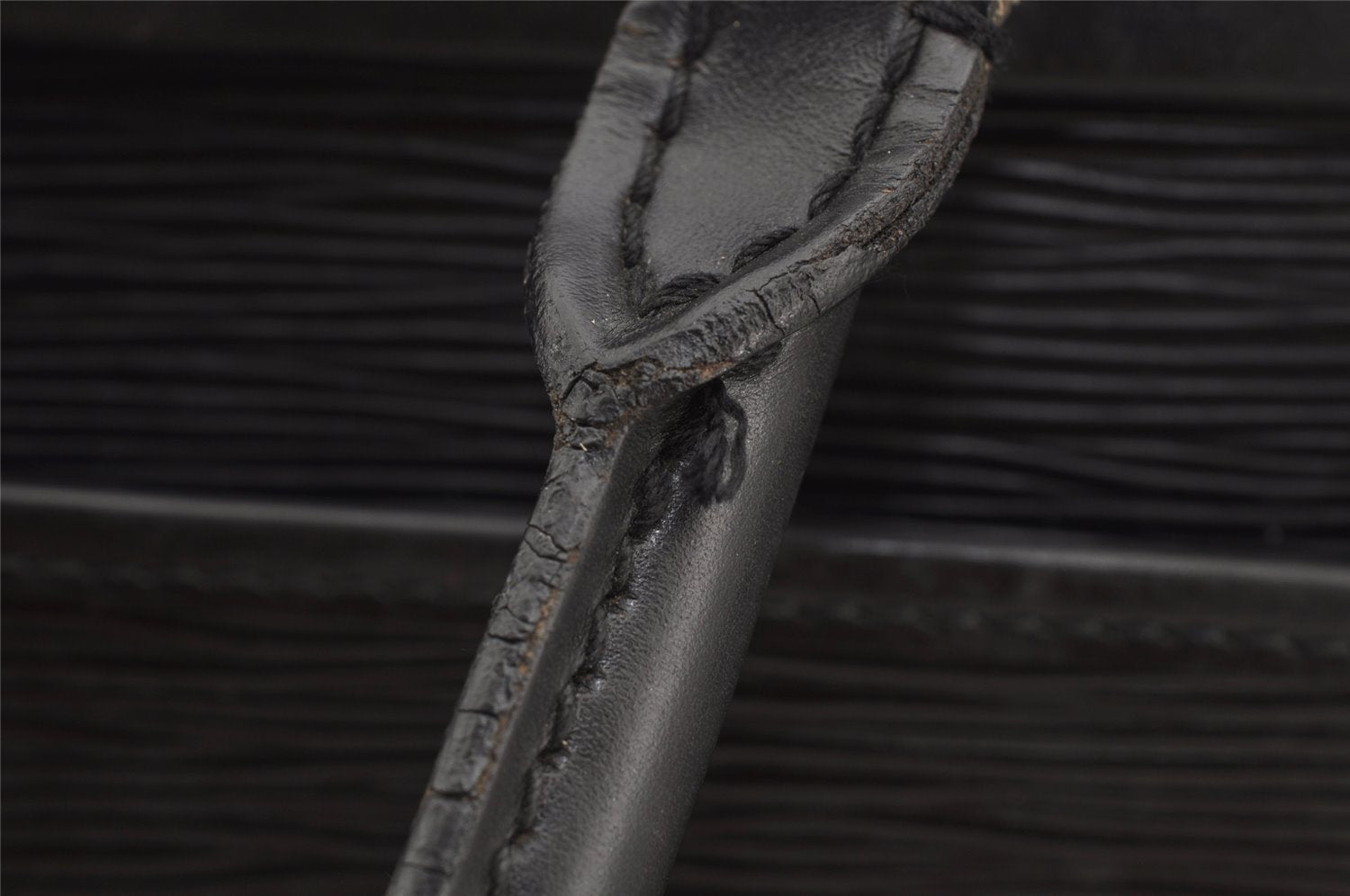 Authentic Louis Vuitton Epi Riviera Hand Bag Black M48182 LV 6133I