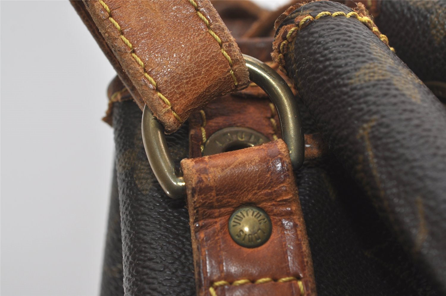 Authentic Louis Vuitton Monogram Noe Shoulder Drawstring Bag M42224 LV 6140I