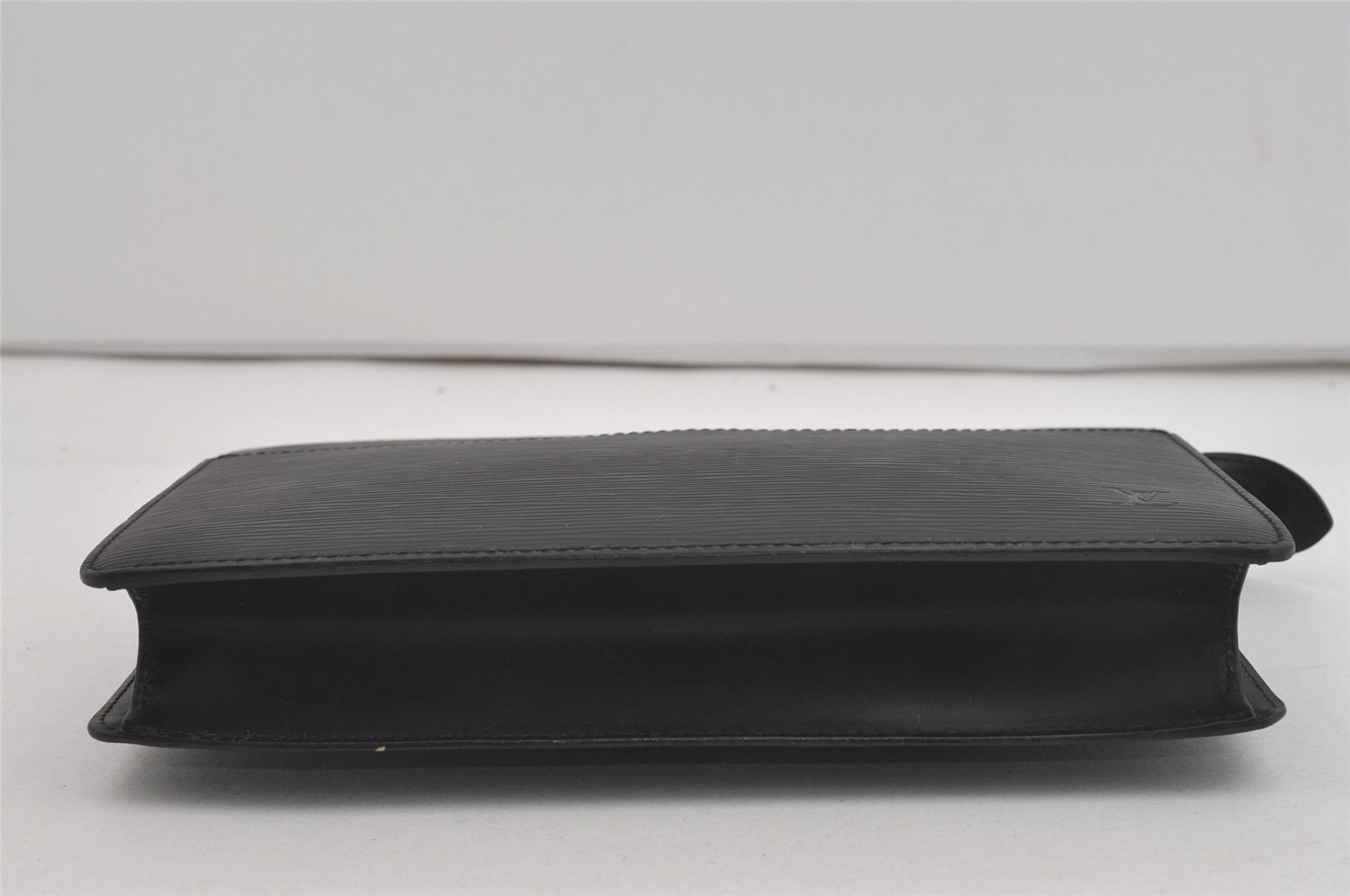 Authentic Louis Vuitton Epi Pochette Homme Clutch Hand Bag Black M52522 LV 6146I