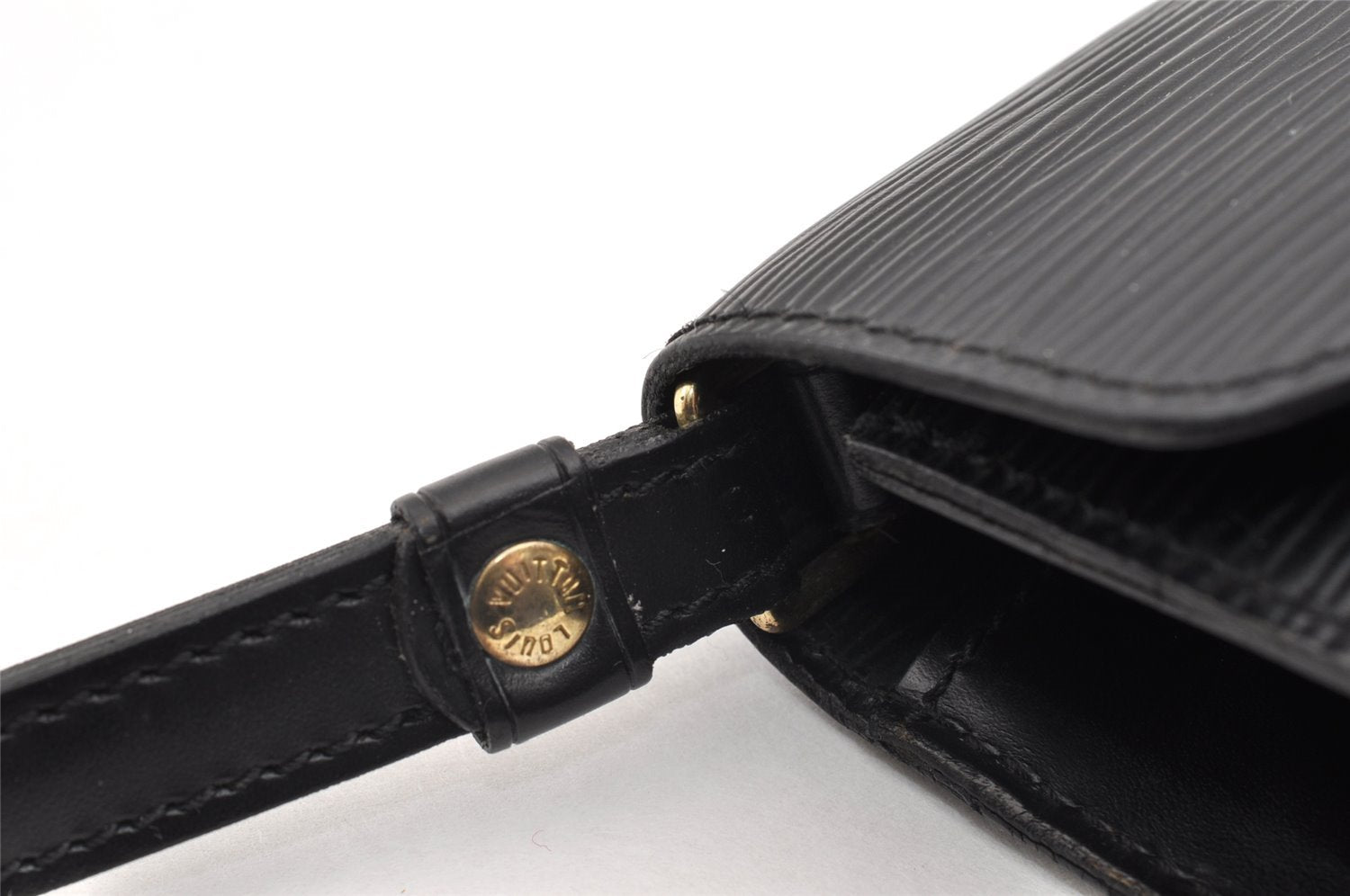 Authentic Louis Vuitton Epi Sellier Dragonne Clutch Bag Black M52612 LV 6147I
