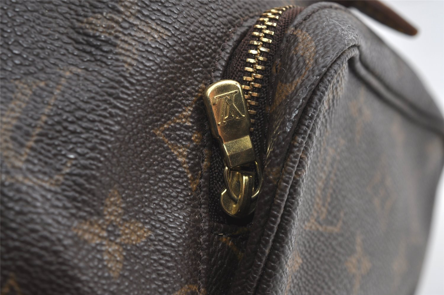 Authentic Louis Vuitton Monogram Montsouris MM Backpack M51136 LV 6154I