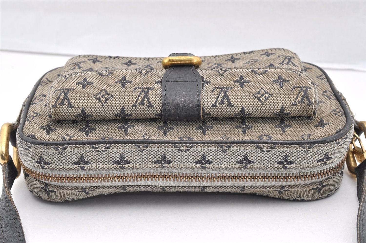 Auth Louis Vuitton Monogram Mini Juliet MM Shoulder Cross Bag M92217 Blue 6157I