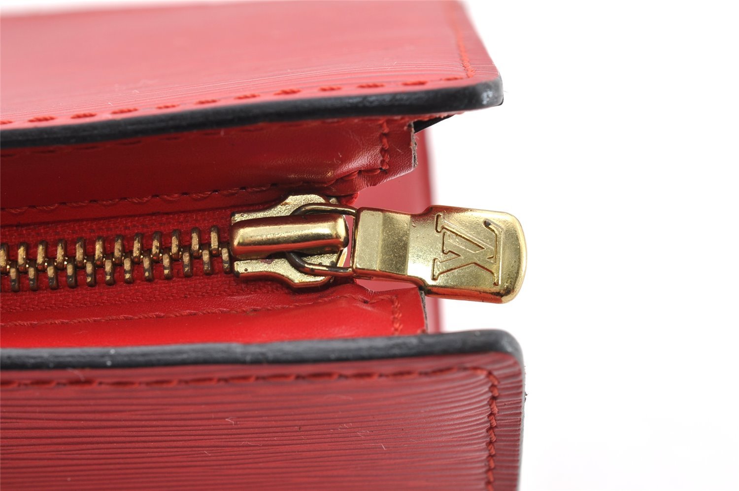 Authentic Louis Vuitton Epi Sac Triangle Hand Bag Red M52097 LV 6161I