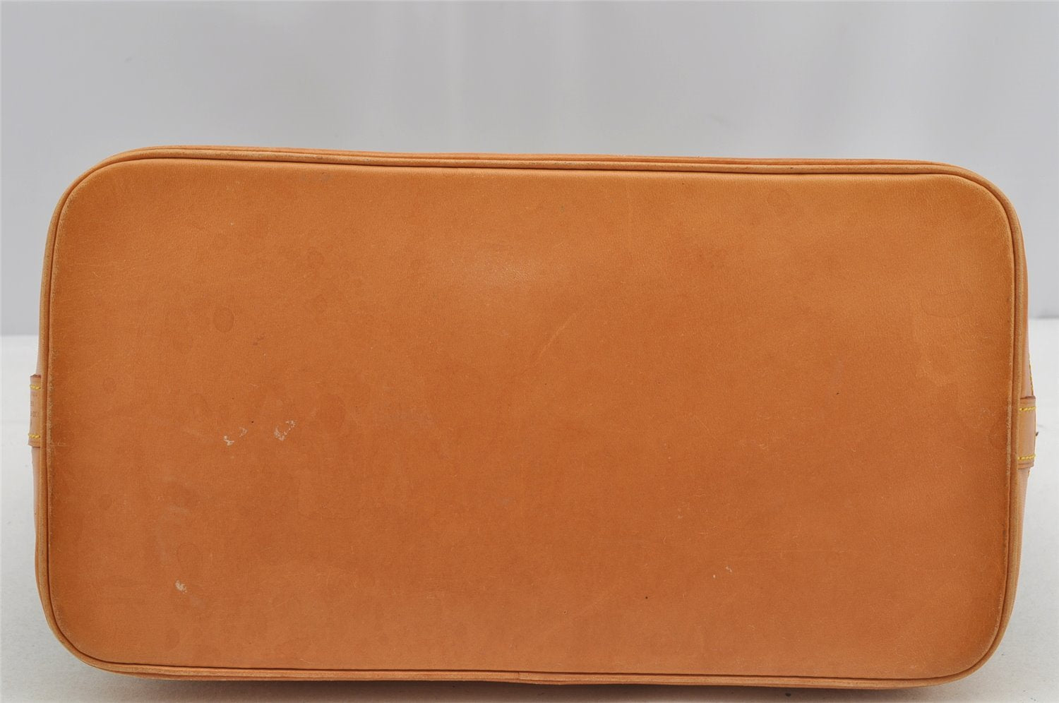 Authentic Louis Vuitton Monogram Alma Hand Bag Purse M51130 LV 6174I