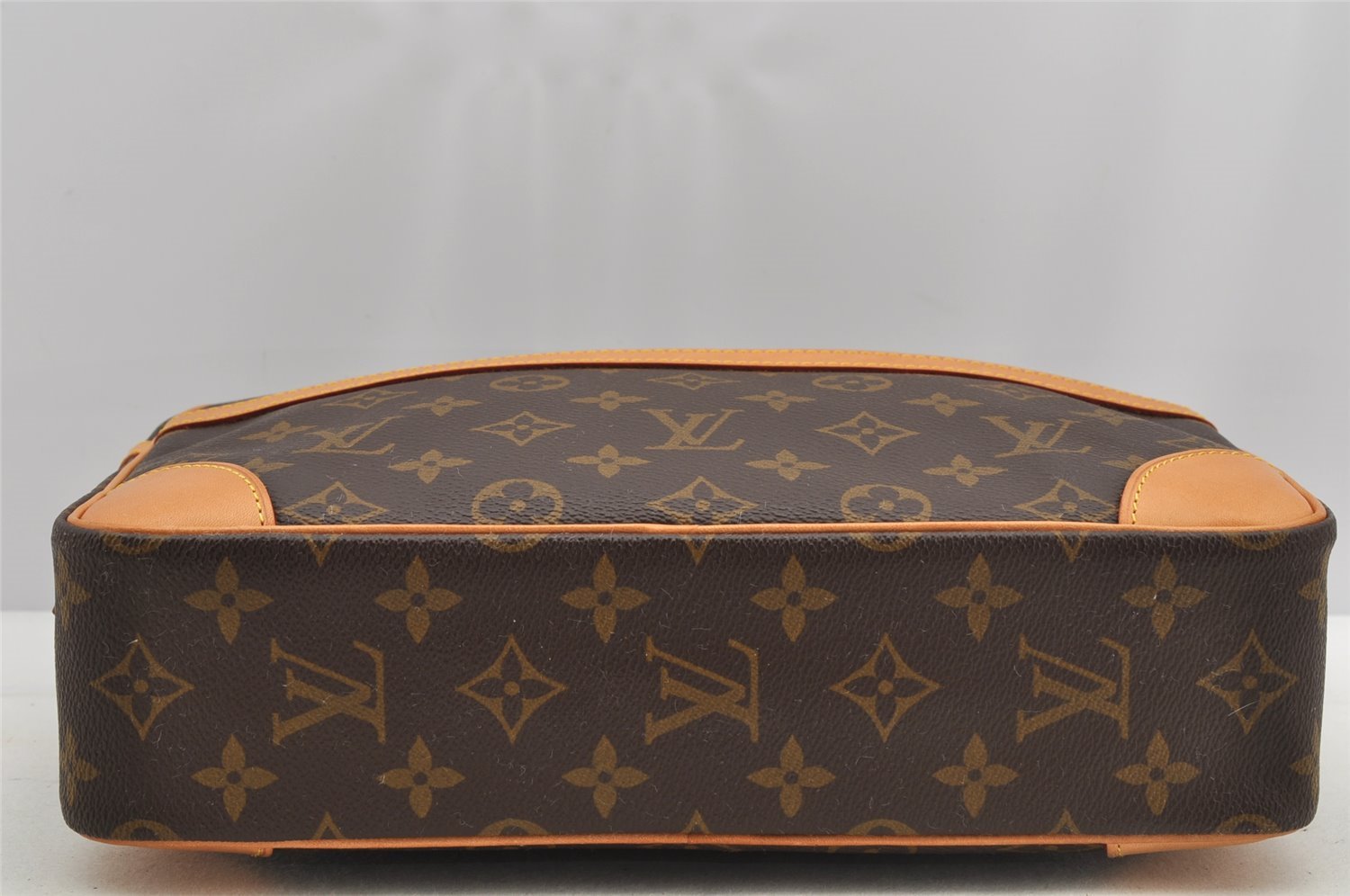 Authentic Louis Vuitton Monogram Compiegne 28 Clutch Hand Bag M51845 LV 6177I