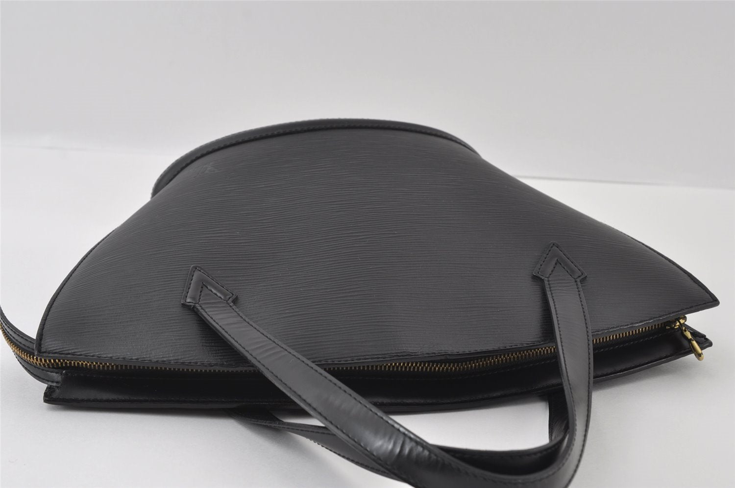 Authentic Louis Vuitton Epi Saint Jacques Hand Bag Black M52272 LV 6182I