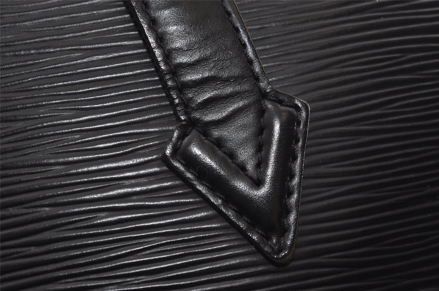 Authentic Louis Vuitton Epi Saint Jacques Hand Bag Black M52272 LV 6182I