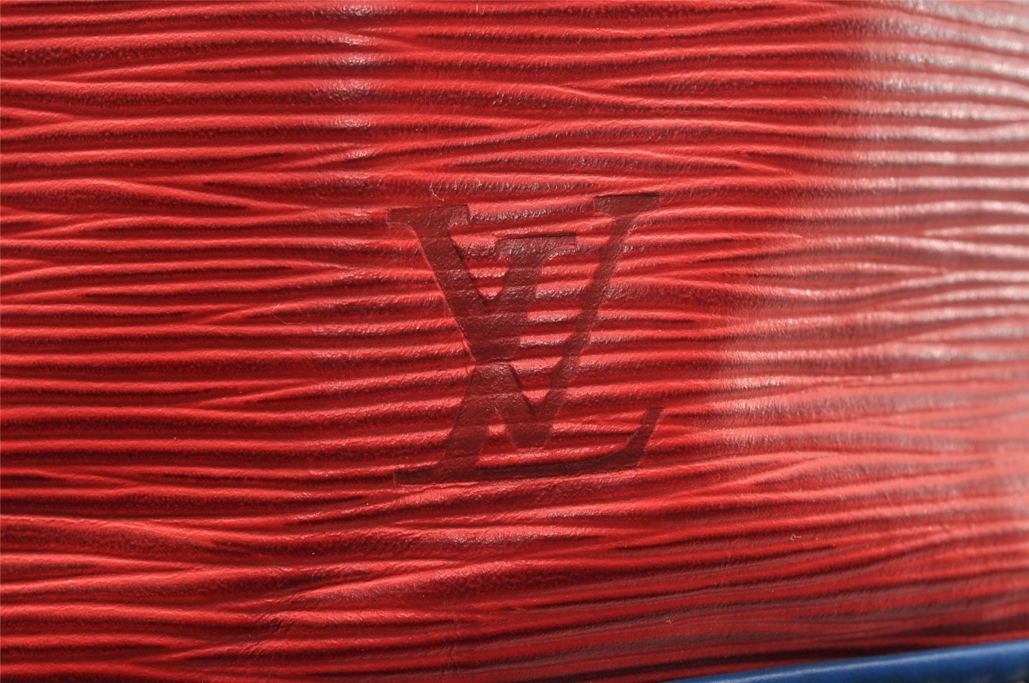 Authentic Louis Vuitton Epi Noe Bi-color Red x Blue M44084 Drawstring Bag 6192I