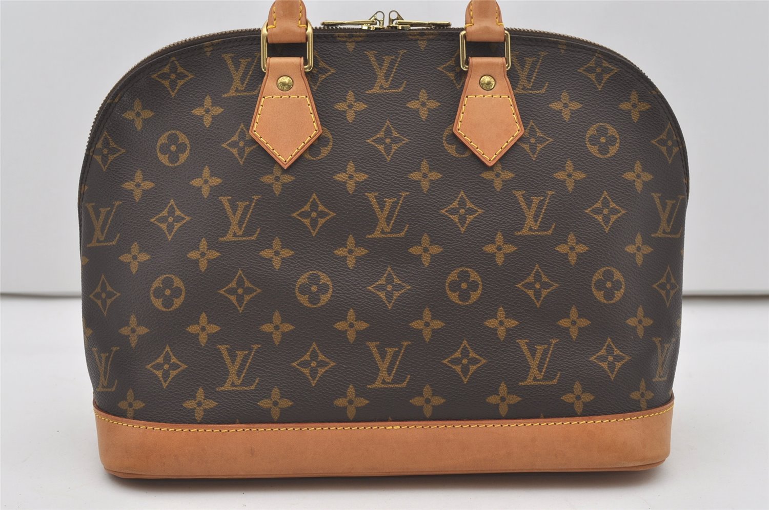 Authentic Louis Vuitton Monogram Alma Hand Bag Purse M51130 LV 6193I