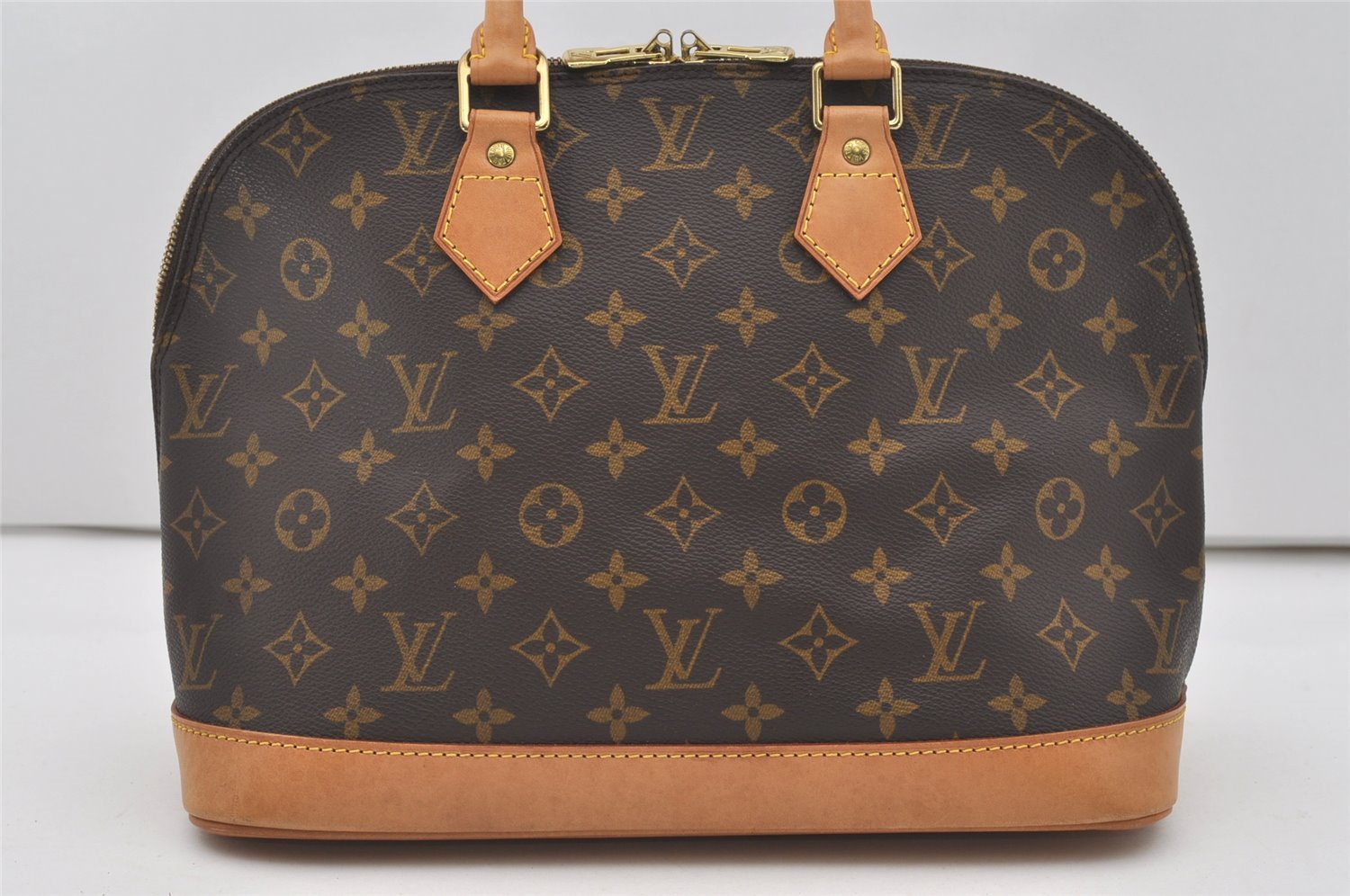 Authentic Louis Vuitton Monogram Alma Hand Bag Purse M51130 LV 6193I