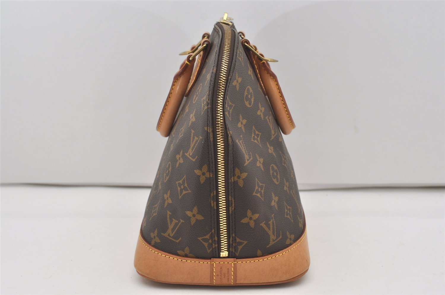 Authentic Louis Vuitton Monogram Alma Hand Bag Purse M51130 LV 6193I