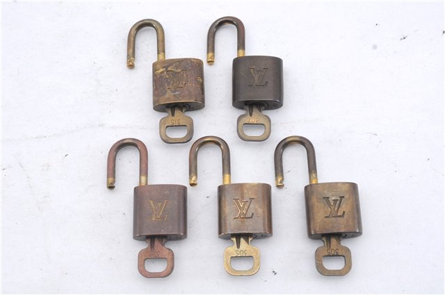 Authentic Louis Vuitton Padlock & Keys 10Set LV 6204D