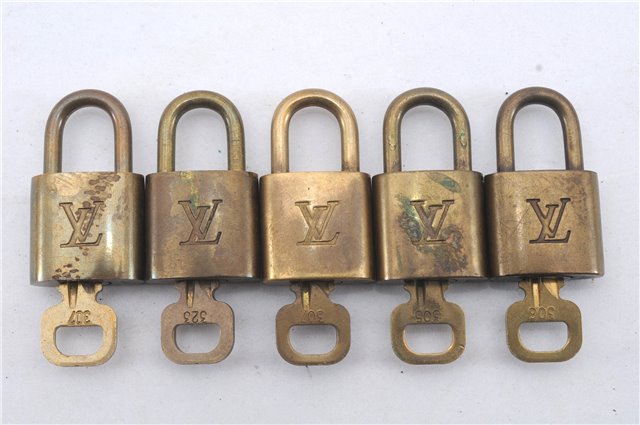 Authentic Louis Vuitton Padlock & Keys 10Set LV 6206D