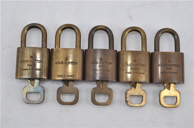 Authentic Louis Vuitton Padlock & Keys 10Set LV 6207D