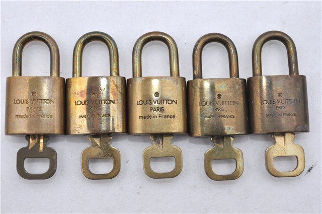 Authentic Louis Vuitton Padlock & Keys 10Set LV 6210D