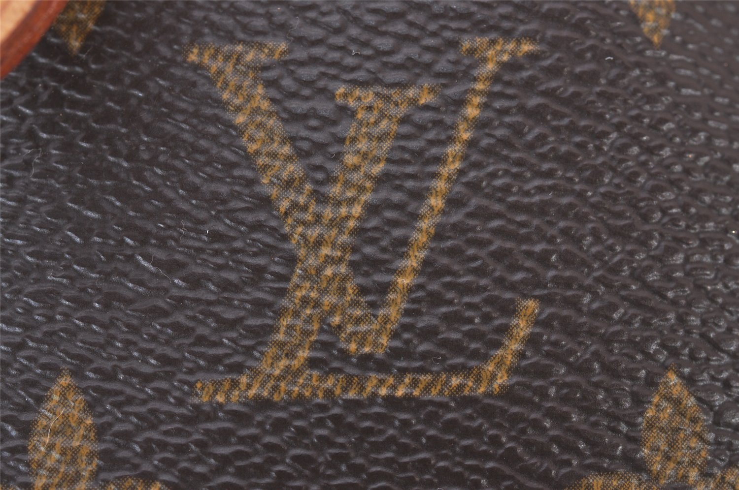 Authentic Louis Vuitton Monogram Bucket PM Shoulder Tote Bag M42238 LV 6214I