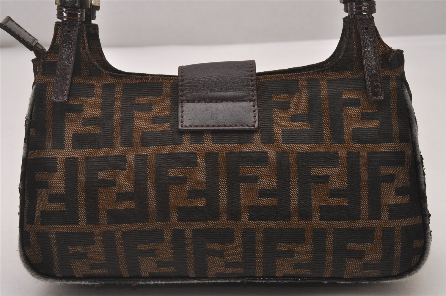 Authentic FENDI Zucca Shoulder Hand Bag Purse Canvas Leather Brown Black 6219I