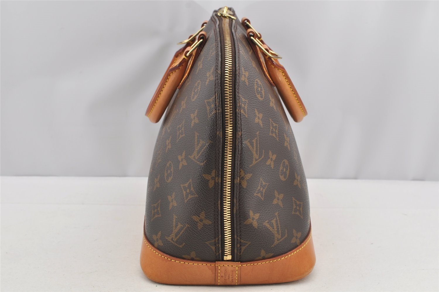 Authentic Louis Vuitton Monogram Alma Hand Bag Purse M51130 LV 6221I