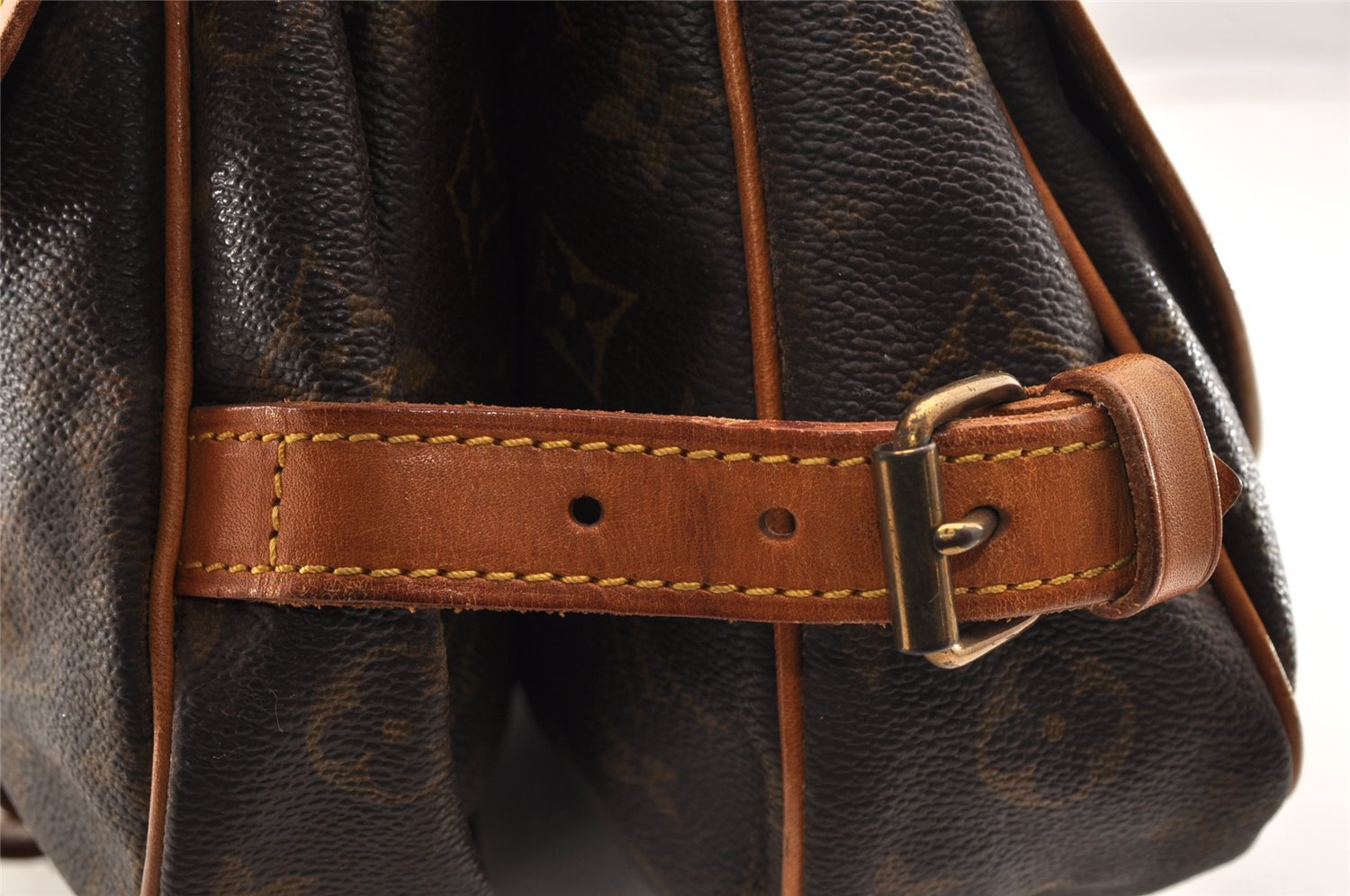 Authentic Louis Vuitton Monogram Saumur 30 Shoulder Cross Bag M42256 LV 6228I