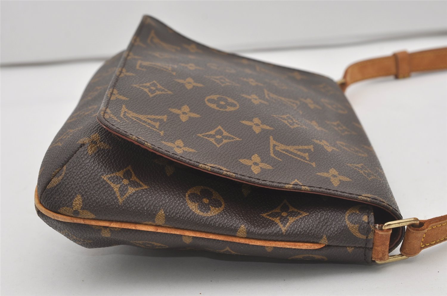 Authentic Louis Vuitton Monogram Musette Tango Shoulder Bag M51257 LV 6229I