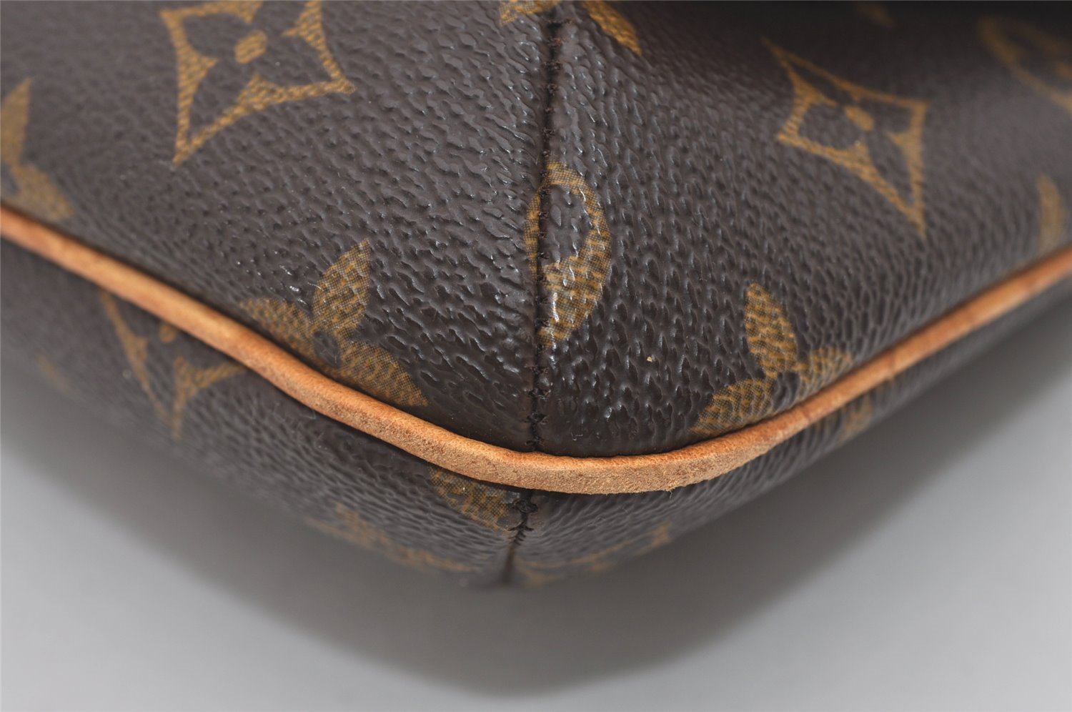 Authentic Louis Vuitton Monogram Musette Tango Shoulder Bag M51257 LV 6229I