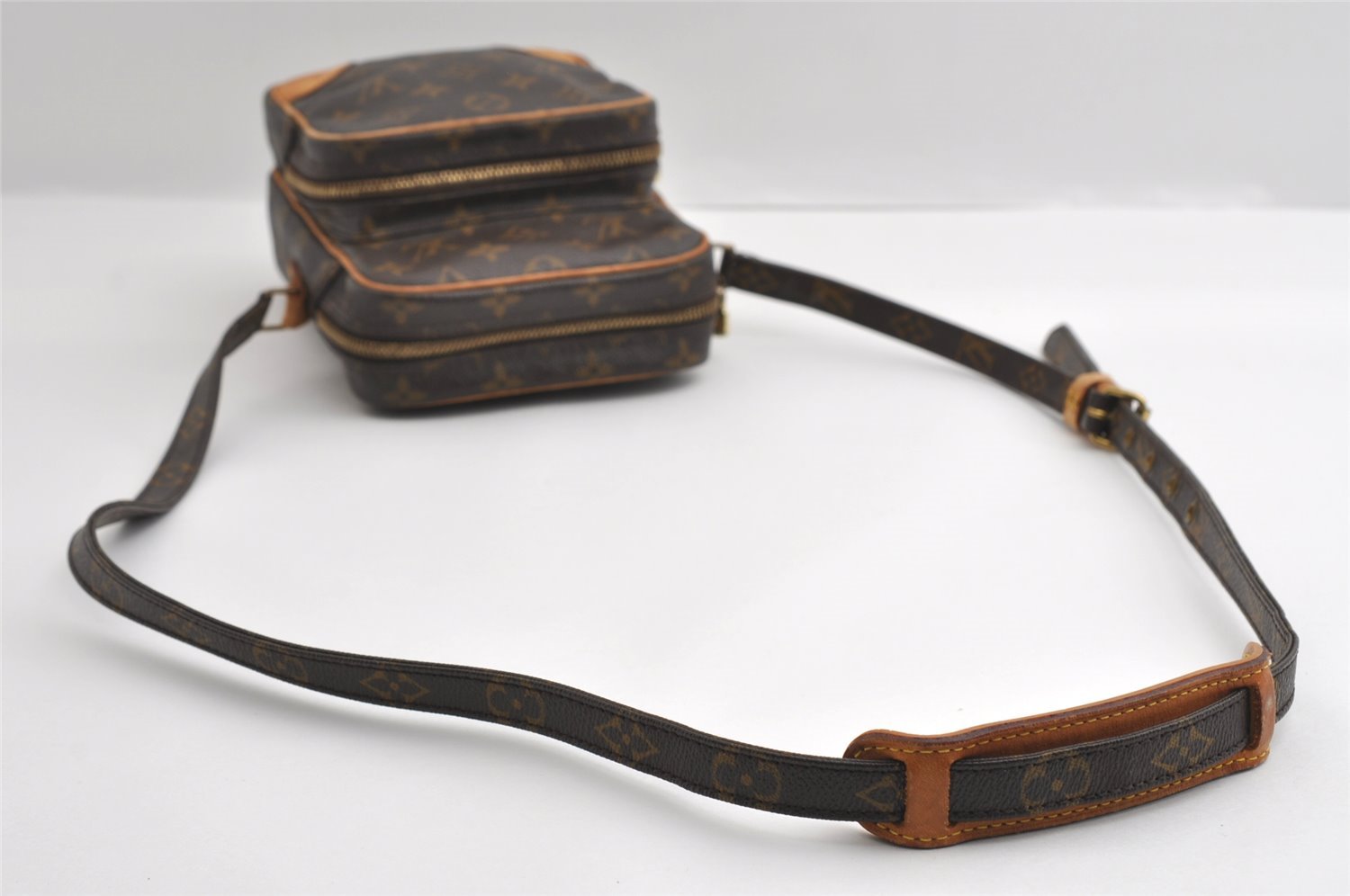 Authentic Louis Vuitton Monogram Amazone Shoulder Cross Body Bag M45236 LV 6234I