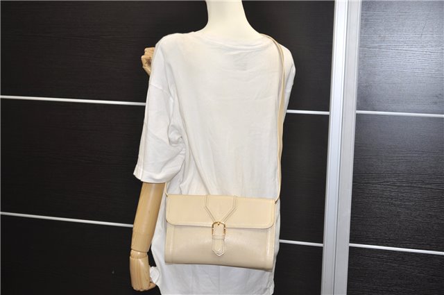 Authentic YVES SAINT LAURENT Shoulder Cross Body Bag Purse Leather Ivory 6235D