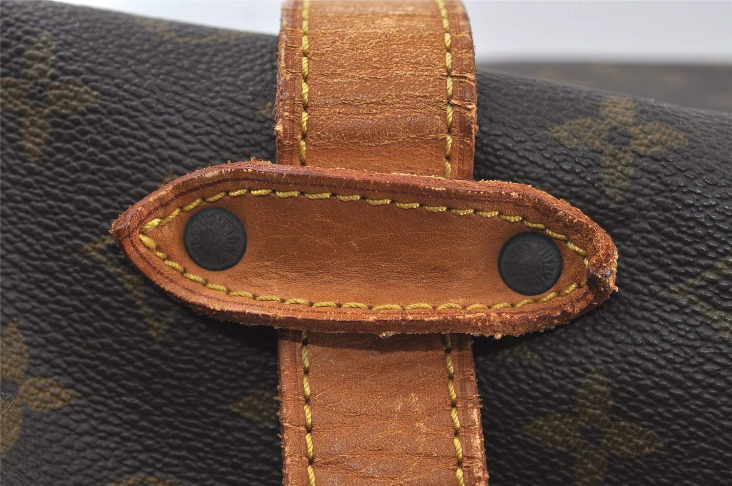 Authentic Louis Vuitton Monogram Saumur 43 Shoulder Cross Bag M42252 LV 6236I